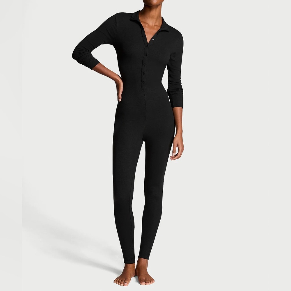 Luxe Ribbed Modal Long-Sleeve Jumpsuit. Black. Size M. NWT